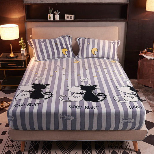HKM-173651 Thick Velvet Flannel Bedspread with Pillowcases for Cozy Comfort