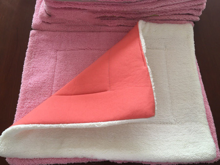 HKM-1757245 Cozy Cotton Pet Nest Mat for Small Pets - Hand Washable & Warmth Retaining
