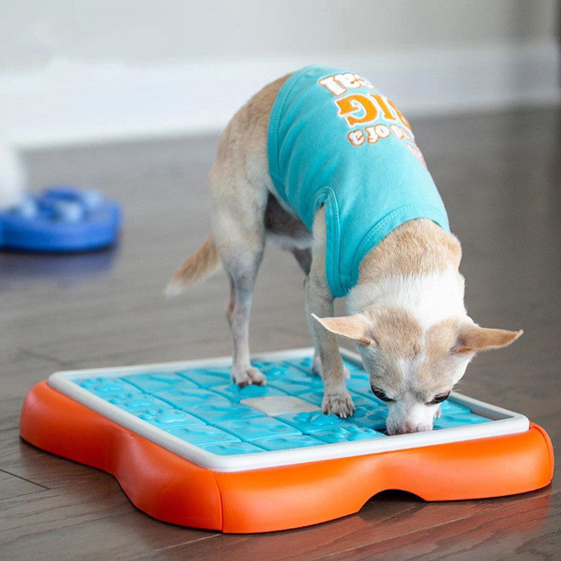 HKM-1808061 Interactive Hidden Food Puzzle Toy for Dogs - 38x38cm Plastic Design