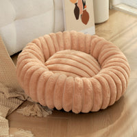 HKM-1813053 Cozy Round Plush Rabbit Mat for Cats and Dogs - Warm Winter Nest Bed