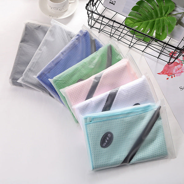 HKM-183315 Microfiber Sports Towel with Zipper - Fast-Drying, Outdoor Use, Multiple Colors Available