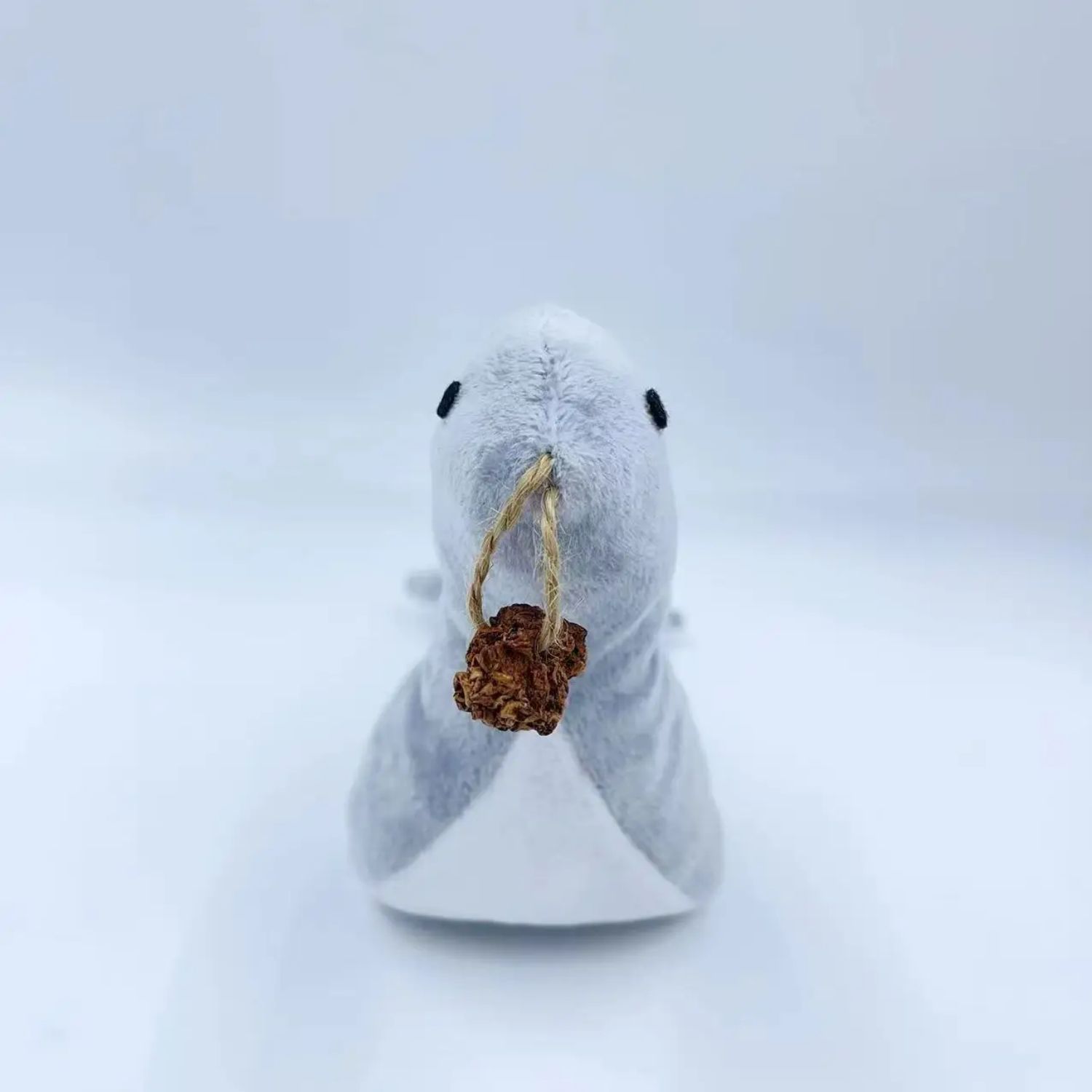HKM-1843261 Cat Plush Sea Lion Toy with Bell Sound, Catnip & Dental Grinding Features