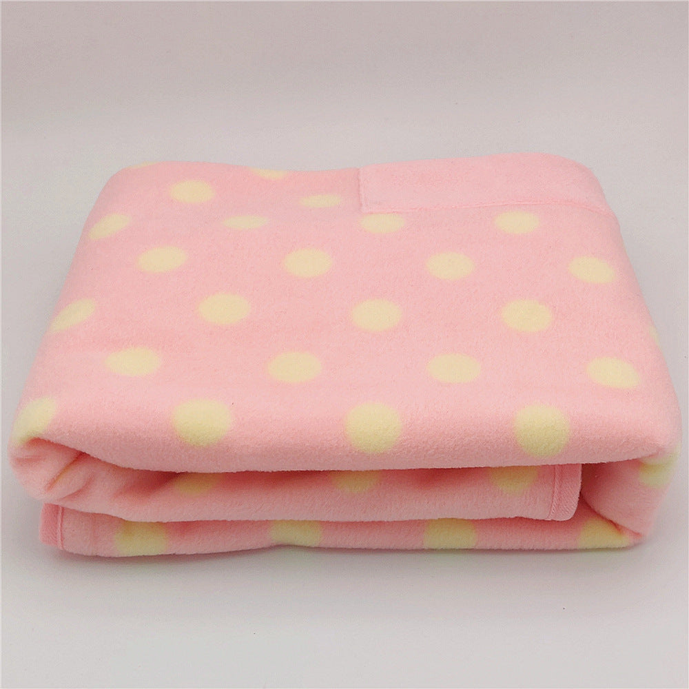 HKM-185107 Portable USB Electric Heated Blanket for Car and Office Use, 88x65cm, with Pocket for Winter Comfort