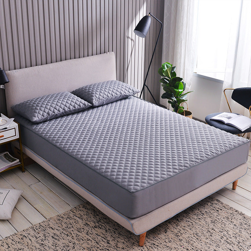 HKM-187667 All-Over Quilted Non-Slip Mattress Protector for 120x200cm Beds, Up to 10cm Height