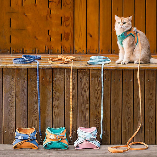 HKM-1970365 Reflective Outdoor Cat Vest with Anti-Breaking Loose Feature and Deer Skin Velvet Chest Strap, Available in Multiple Colors and Sizes