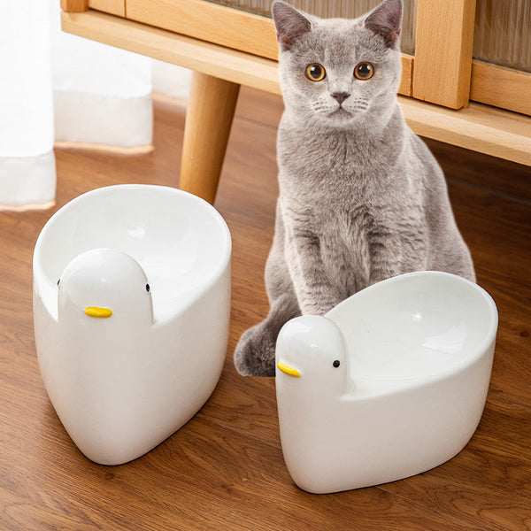 HKM-2000061 Ceramic Cat Bowl with High Feet and Neck Guard in White ¨C Fashionable and Simple Design