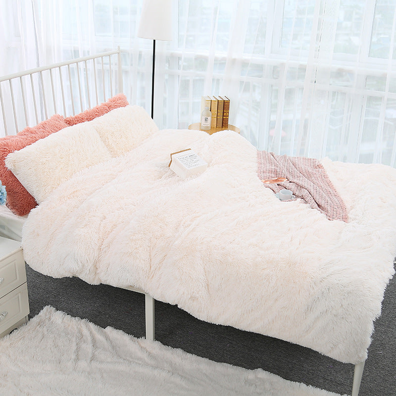 HKM-206931 Plush 3-Piece Bed Sheet Set with Fitted Sheet and Two Pillowcases