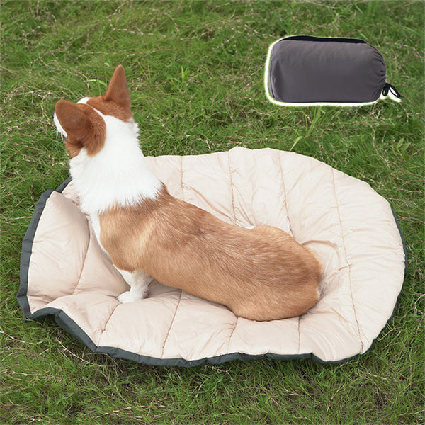 HKM-2121277 Waterproof Lightweight Pet Travel Pad with Storage Bag ¨C Available in Two Sizes