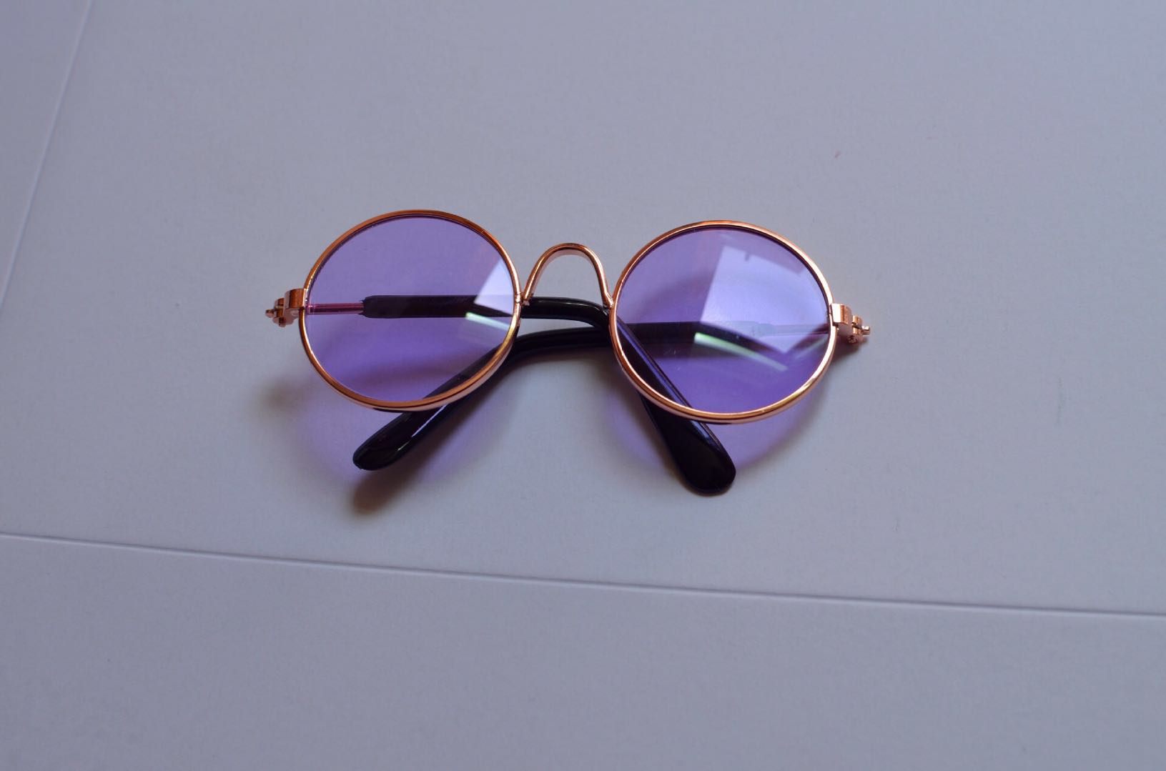 HKM-2126781 Pet Photo Glasses - Stylish Plastic Accessory for Captivating Pet Portraits