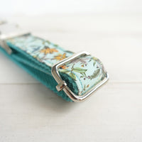 HKM-2132925 Water Clear Flower Dog Collar in Multiple Sizes for Small to Large Dogs