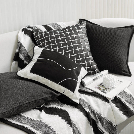 HKM-213587 Modern Black and White Cotton Hemp Woven Pillowcase for Living Room Decor