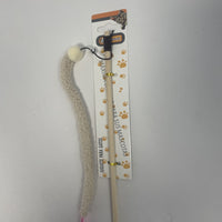 HKM-2141501 Interactive Cat Teaser Stick with Flexible Pole for Engaging Playtime