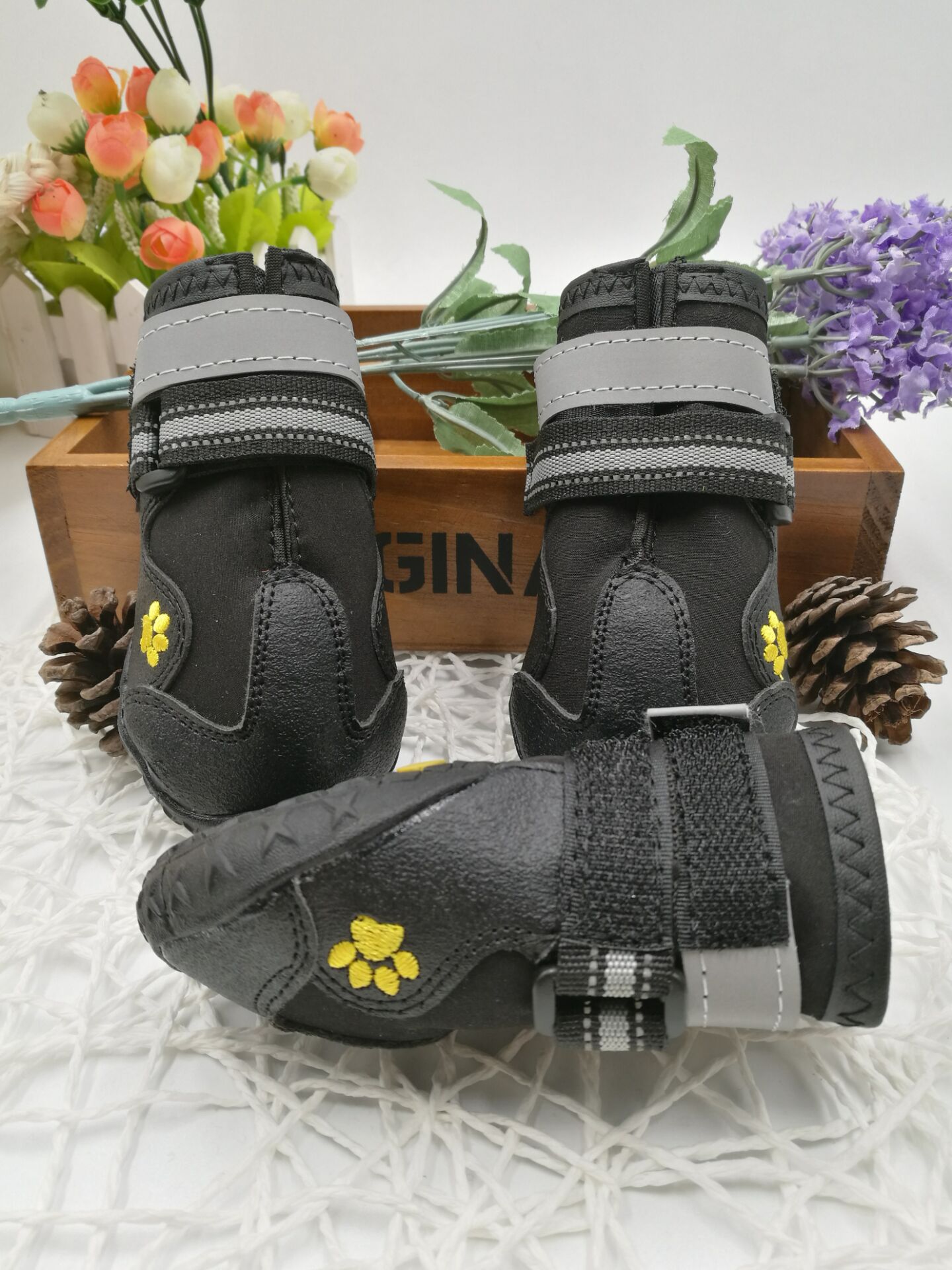 HKM-2203069 Waterproof Dog Shoes with Non-Slip Sole and Adjustable Strap for All Weather Conditions