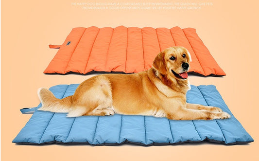 HKM-2208061 Waterproof and Bite-Resistant Pet Mat with Non-Stick Hair Surface, Portable Cushion for Outdoors
