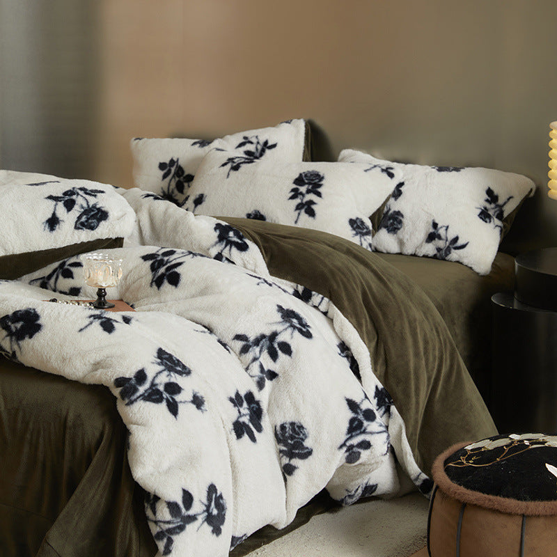 HKM-221267 Light Luxury Bunny Cashmere Floral Four-Piece Bedding Set in Multiple Sizes