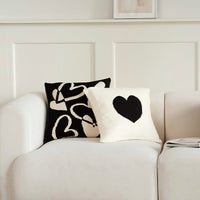 HKM-221651 Nordic Style Black and White Heart-Shaped Sofa Pillow Cushion with PP Cotton Filler, 45x45CM