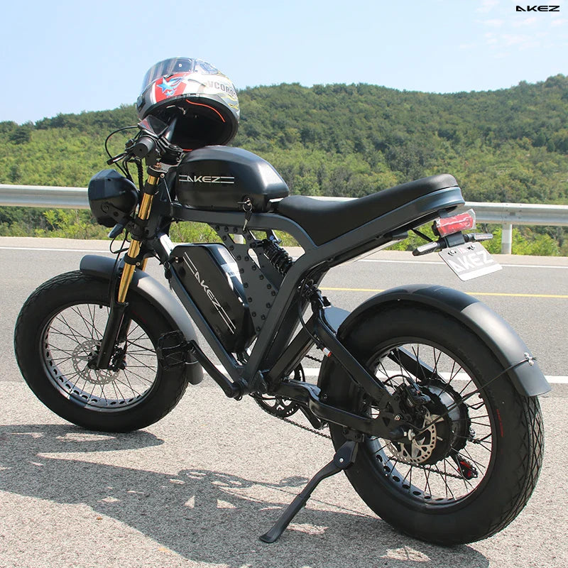 HKM-225043 High-Power 1500W Dual-Battery Electric Bike with 52V 55Ah Capacity and 120km Range