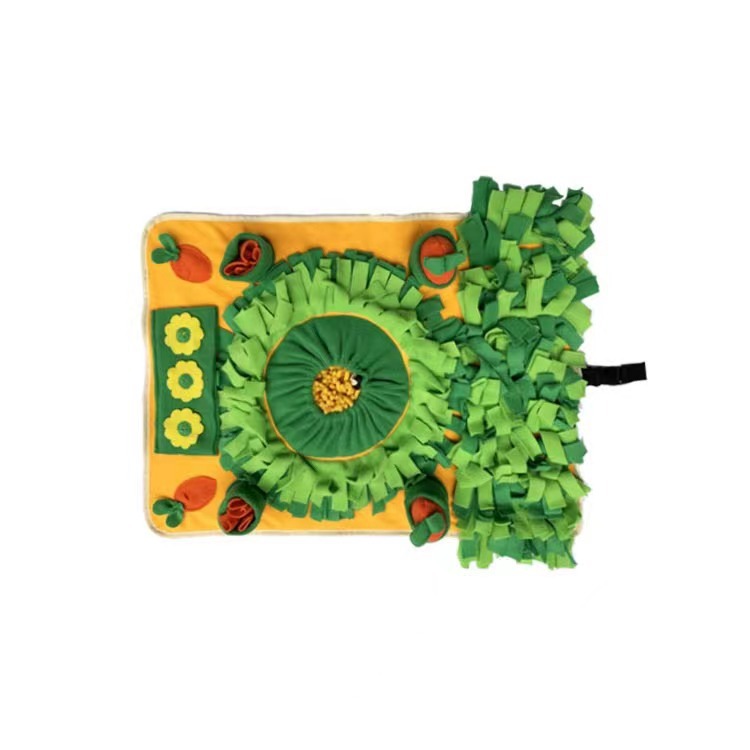 HKM-2266813 Sniff Pad for Dogs - Fleece Olfactory Play Mat with Radish Toy, 60 x 80cm