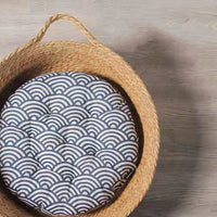 HKM-2271805 Rattan Cat Nest for All Seasons - 35cm Diameter, Comfortable Corn Skin Knitting with PP Cotton