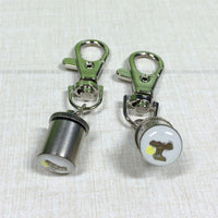 HKM-2273725 LED Pendant Light for Pets - Safe Visibility in Red, Blue, Purple, Pink, and Silver - Copper/Aluminum Alloy Material