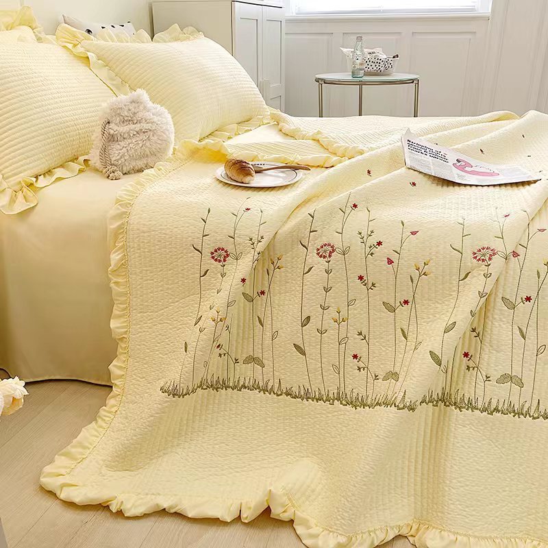 HKM-229651 Lace Embroidered Pure Cotton Summer Quilt Set in Various Sizes