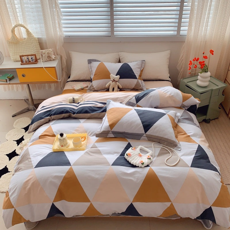 HKM-231315 Cotton Four-Piece Bed Set with Simple Print Design - Duvet Cover, Bed Sheet, and Pillowcases