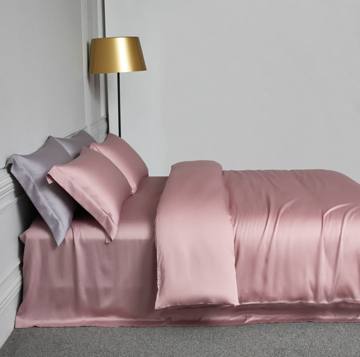 HKM-231635 Double-sided Fine Tencel Bed Set in Various Modern Colors with Smooth Finish
