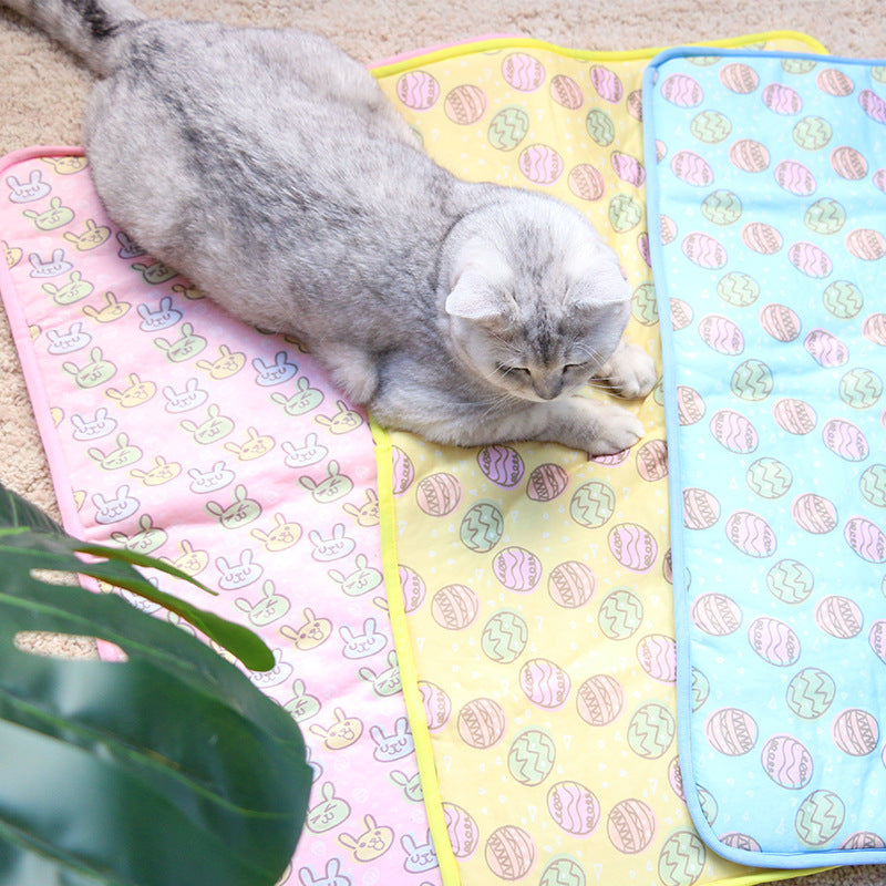 HKM-2317885 Cooling Pet Mat with Pressure-Activated Technology ¨C Lightweight and Portable Options in Yellow, Blue, Pink, Multiple Sizes Available