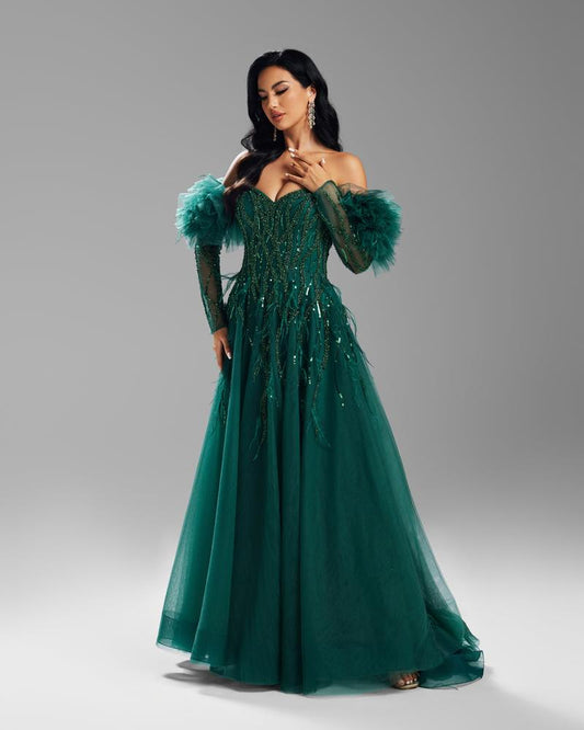 HKM-234323 Elegant Green Evening Gown for Women - Timeless Formal Dress Perfect for Special Occasions