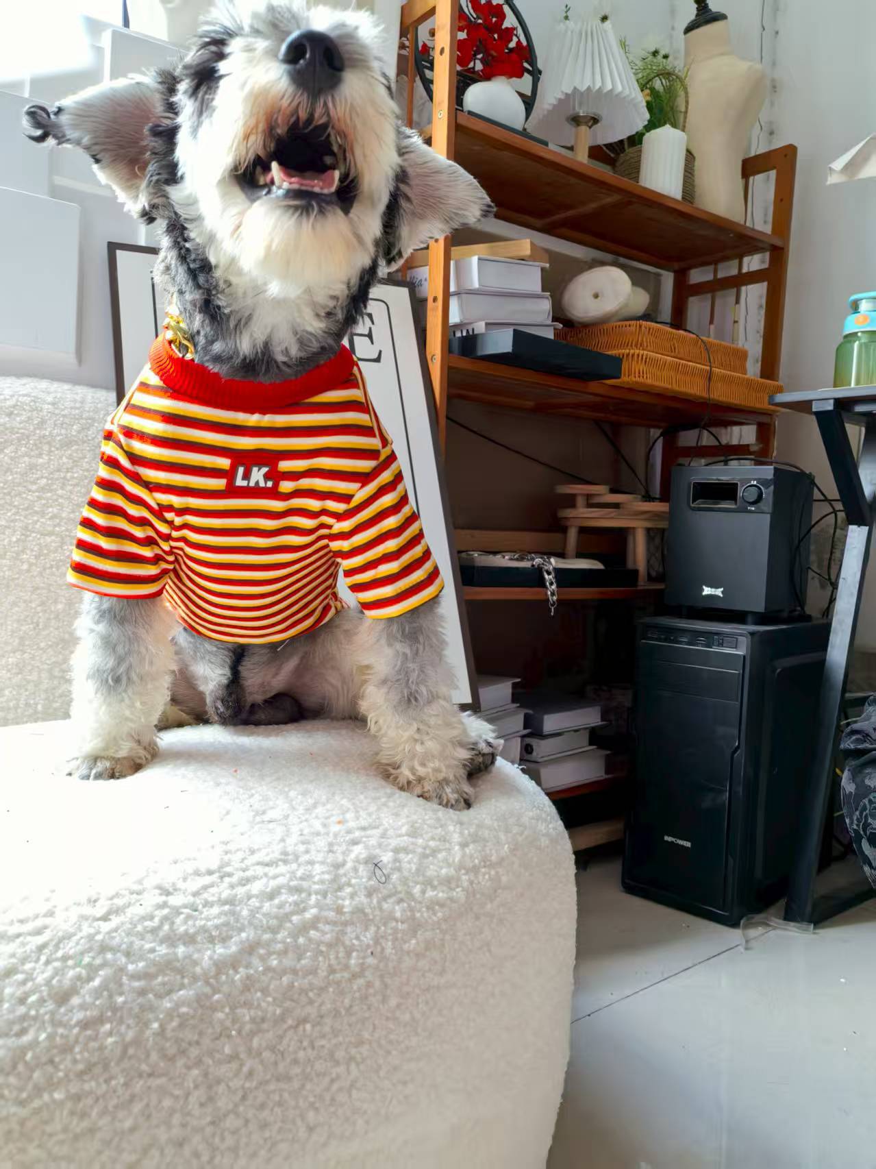HKM-2353341 Warm Striped Pet Clothing in Red and Blue - Sizes S, M, L, XL, Made from Polyester