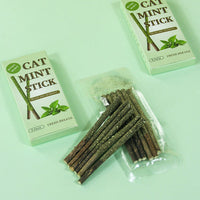 HKM-2382397 Cat Molar Rods for Healthy Chewing – Pack of 6 Mint-flavored Toys