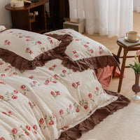 HKM-240851 Vintage Floral Black and White Lace Milk Velvet Plush Bedding Set - 4-Piece Reactive Print Collection