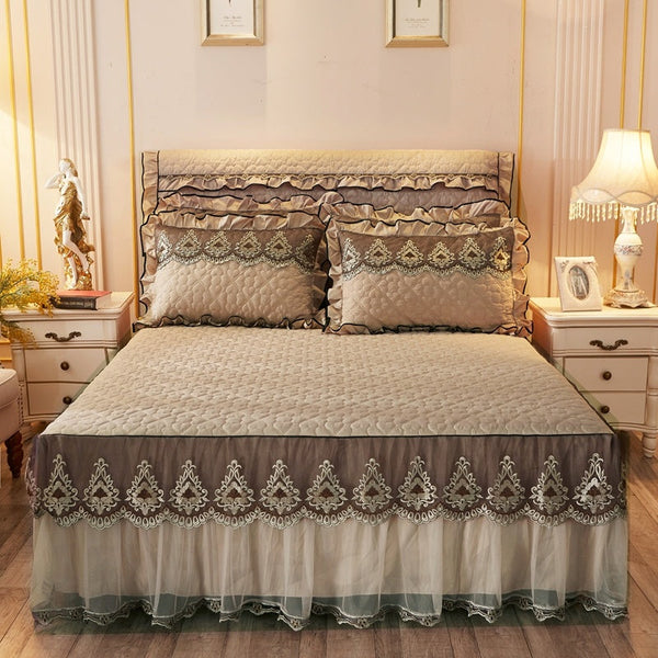 HKM-241491 Quilted Lace Bed Skirt and Cotton Bedspread Set for 1.8m Beds with Various Color Options