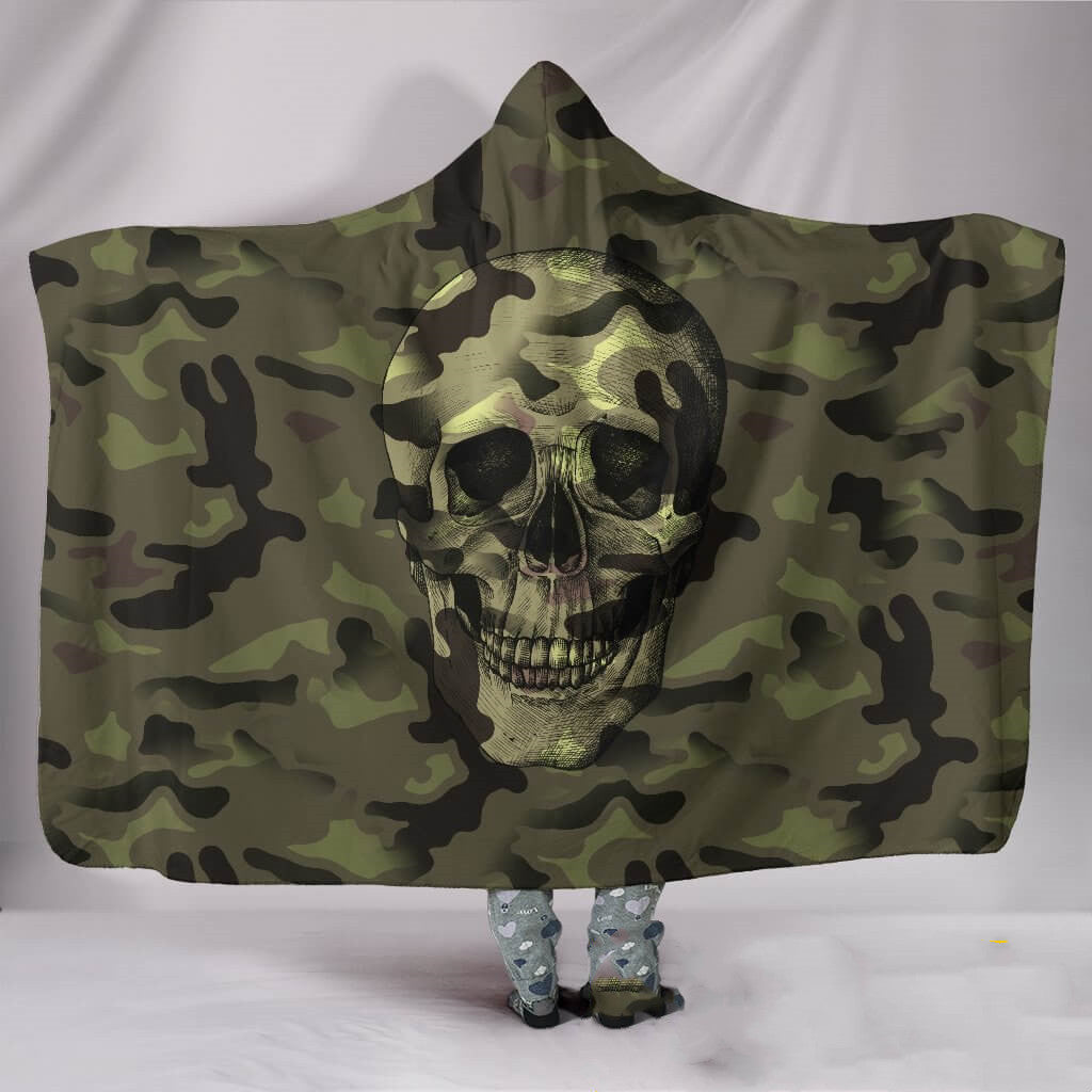 HKM-243667 Camouflage Skull Hooded Blanket - Modern winter flannel, 150x200cm, cozy polyester design