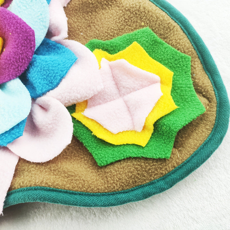 HKM-2447933 Pet Sniffing Feeding Pad - 48x48CM Plush Activity Blanket for Dogs and Cats