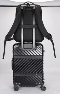HKM-245203 Nylon Waterproof 17-Inch Laptop Backpack with USB Charging Port and Multi-Pocket Design