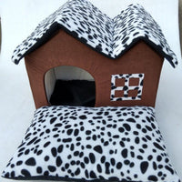 HKM-2462653 Winter Pet Kennel Double Roof Dog House ¨C Durable Cloth with Spacious Design (55x40x42 cm)