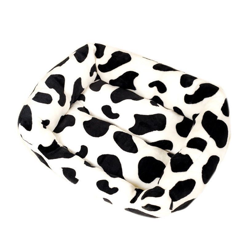 HKM-2478141 Cow Print Medium to Large Dog Pet Bed ¨C Comfortable Cloth Design for Your Furry Friend