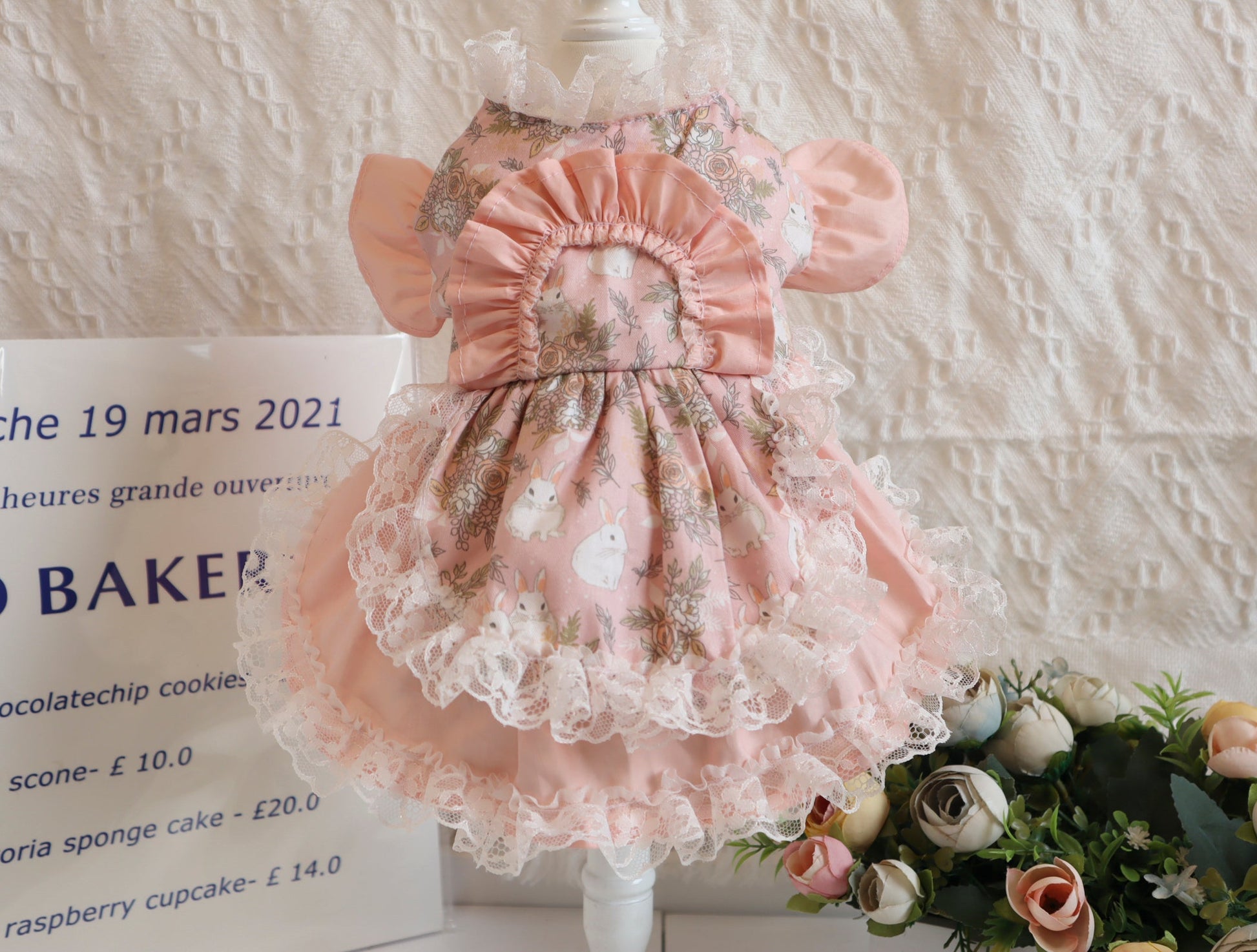 HKM-2518973 Pink Lace Dog Dress and Hat Set for Pets, Multiple Sizes Available