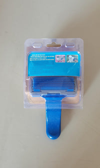 HKM-2523965 Self-Cleaning Pet Brush Comb for Dogs and Cats - Easy to Use Grooming Tool with Comfortable Handle