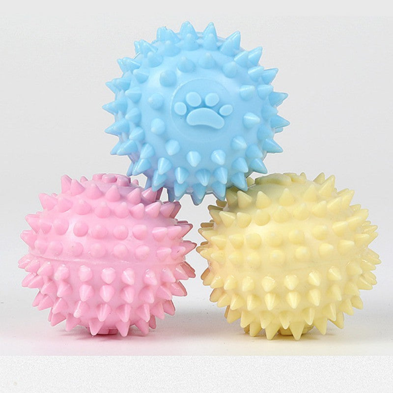 HKM-2579645 Interactive Rubber Chew Ball for Dogs and Cats - Tooth Cleaning and Durable Design - 6cm Pet Toy