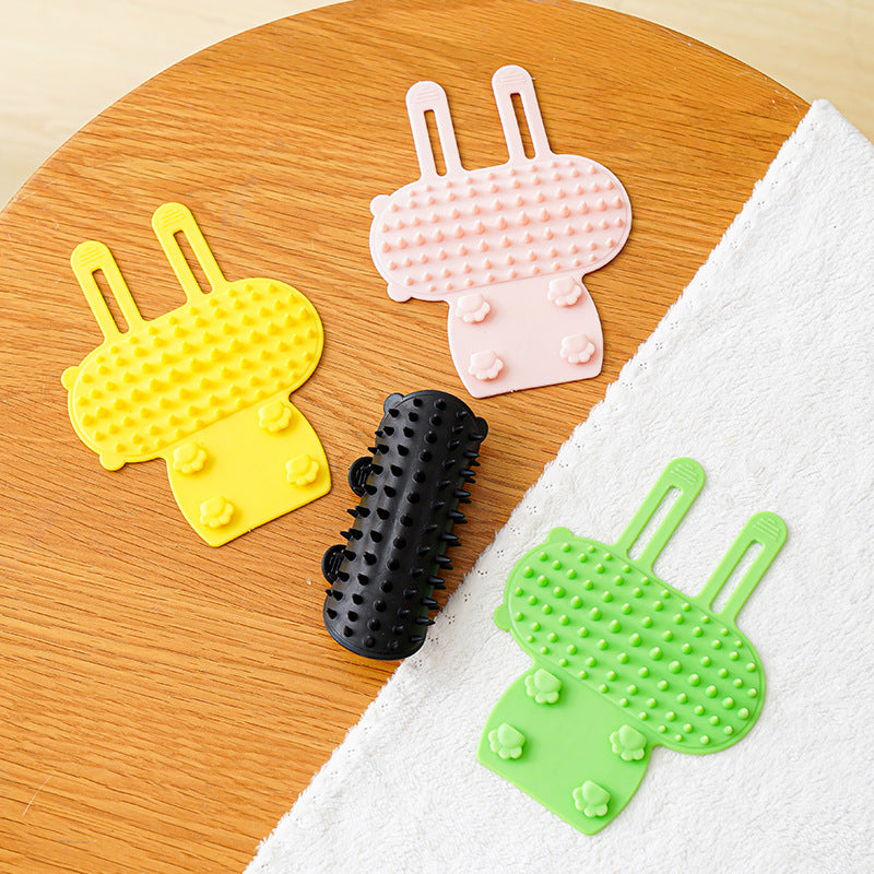 HKM-2584125 Pet Grooming Brush for Cats and Dogs with Self-Cleaning Scratcher and Adjustable Silicone Strap