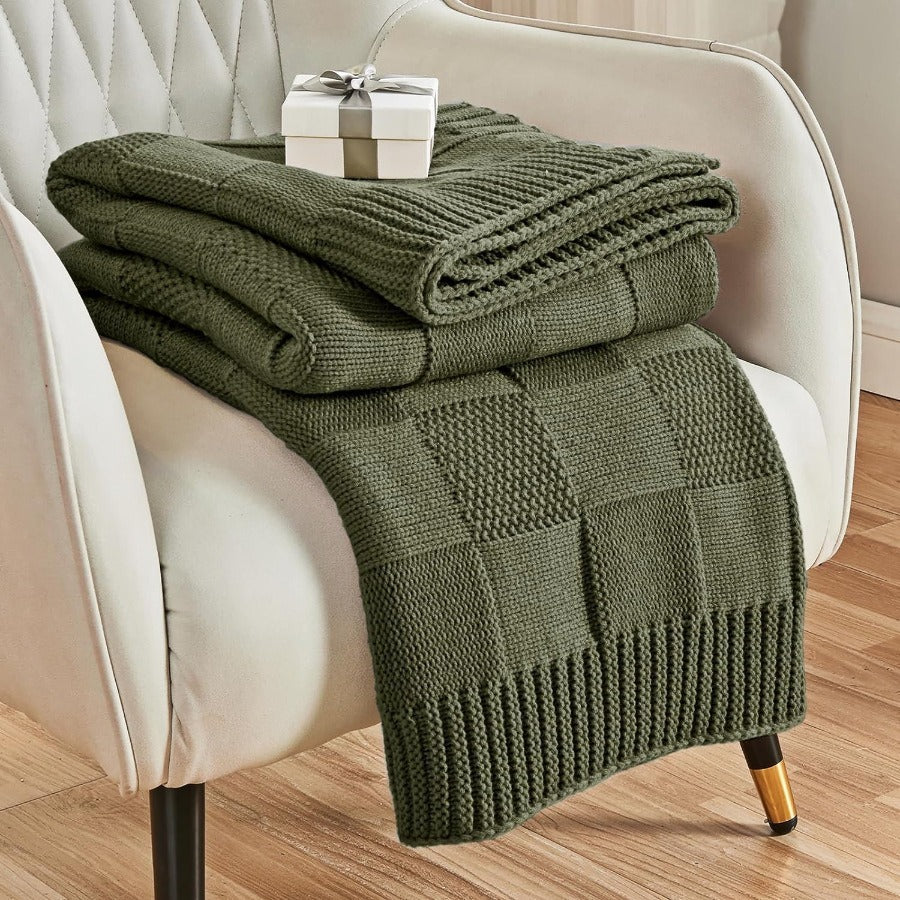 HKM-258643 Geometric Pattern Washable Sofa Blanket - Versatile 130x160 for All Seasons