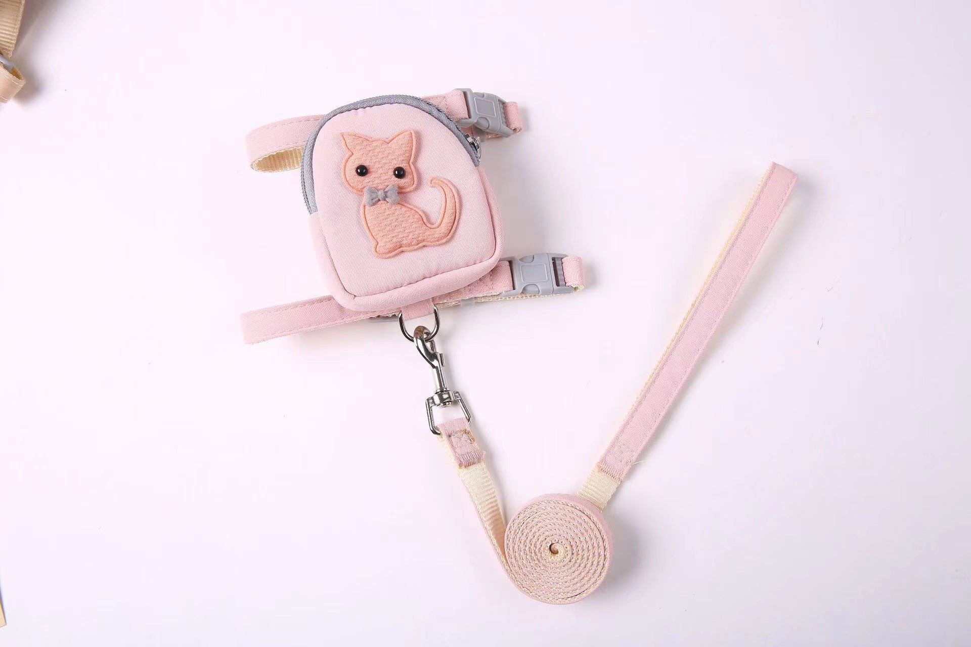 HKM-2610237 Pet-Friendly Backpack with Traction Rope for Cats and Dogs - Multiple Colors Available