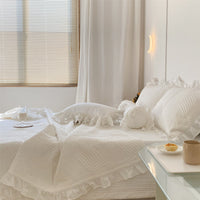 HKM-262931 Double-Sided Cotton Leaf Quilted Bedding Set with Ruffled Sand Washing Bed Cover – Available in Two Sizes