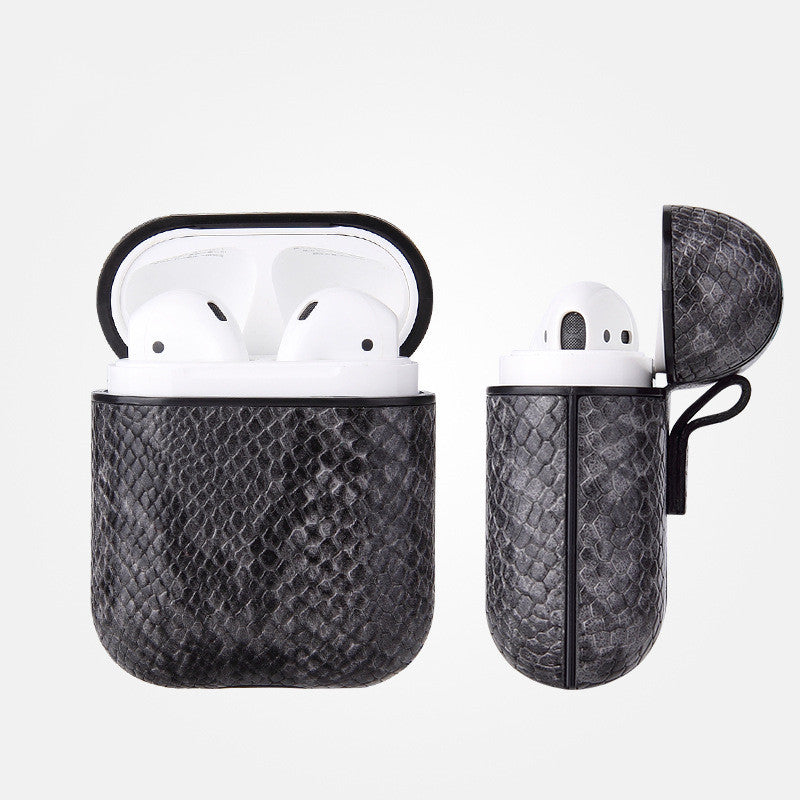 HKM-263123 Snakeskin Pattern Earphone Protector for iPhone Models, TPU and Leather Construction, Handmade Design