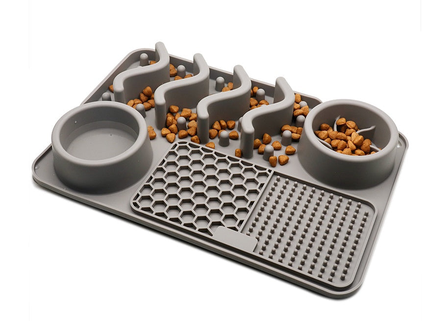 HKM-2634045 Multi-Functional Silicone Pet Licking Mat for Slow Feeding and Outdoor Use