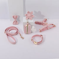 HKM-2639421 Classic Soft Velvet Pet Collar and Traction Rope Set with Bow Tie and Toilet Bag