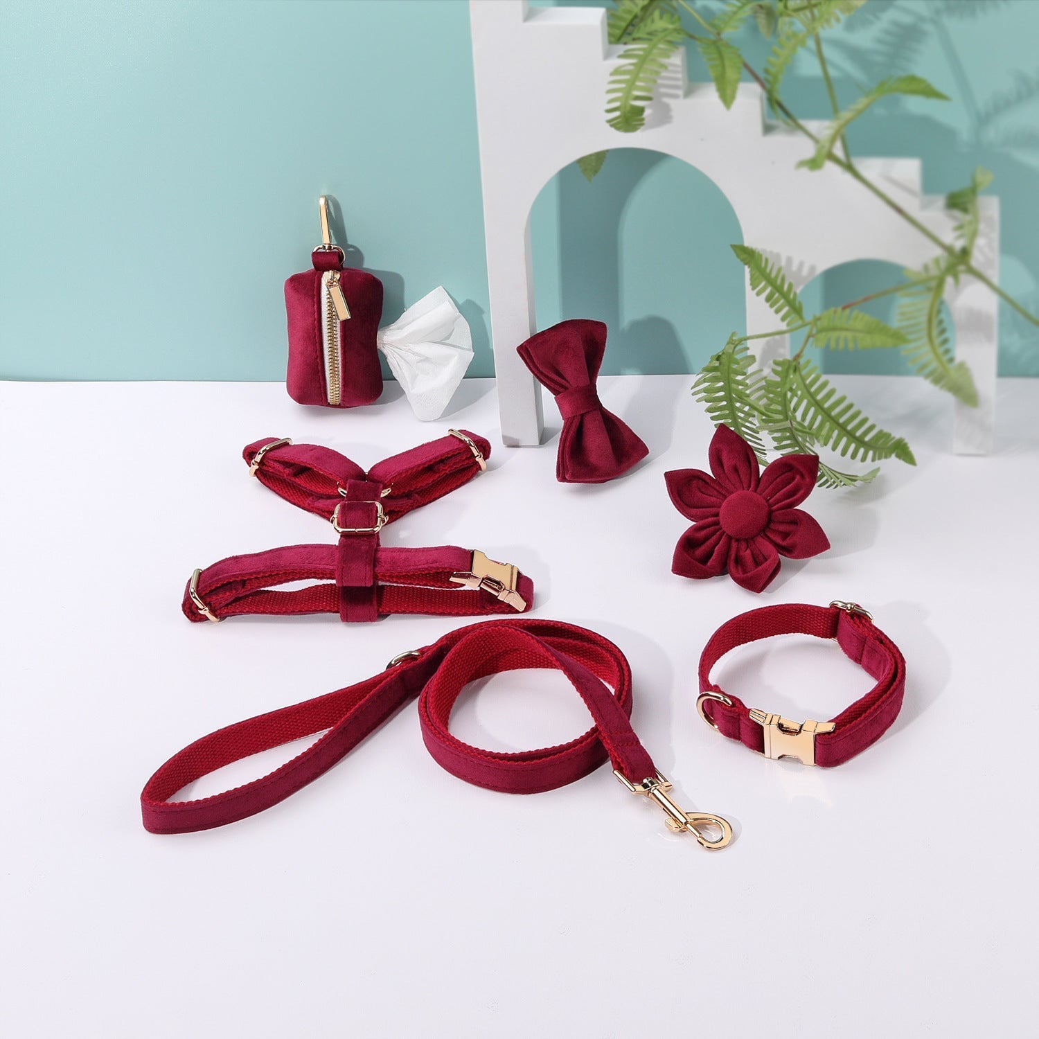 HKM-2639421 Classic Soft Velvet Pet Collar and Traction Rope Set with Bow Tie and Toilet Bag