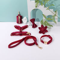 HKM-2639421 Classic Soft Velvet Pet Collar and Traction Rope Set with Bow Tie and Toilet Bag
